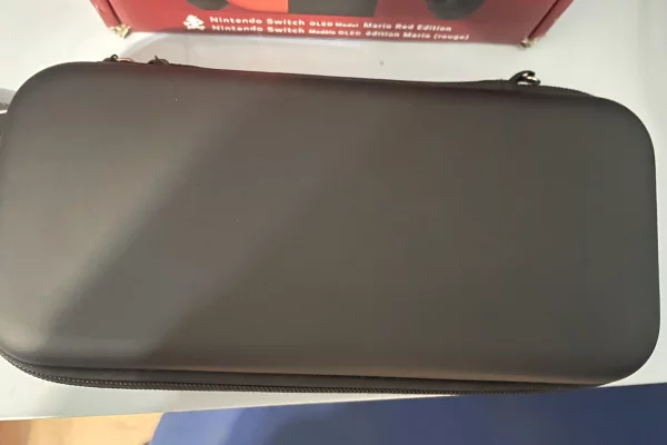 🔥 OKAZION: NINTENDO SWITCH OLED MARIO RED + CUSTODIA HEYSTOP + 4 LOJERA