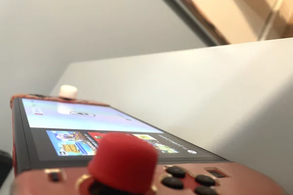 🔥 OKAZION: NINTENDO SWITCH OLED MARIO RED + CUSTODIA HEYSTOP + 4 LOJERA