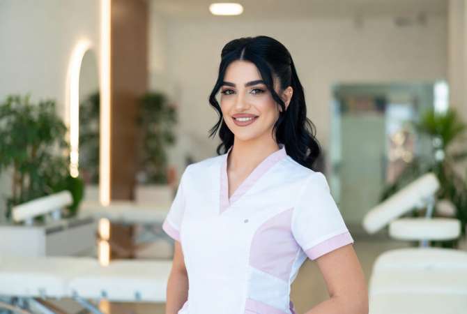 Njoftime Pune per Estetiste Thonjsh ne Tirane