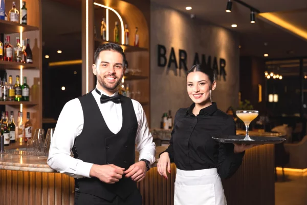 Njoftime Pune per Banakiere/ Kamarier/e ne Tirane