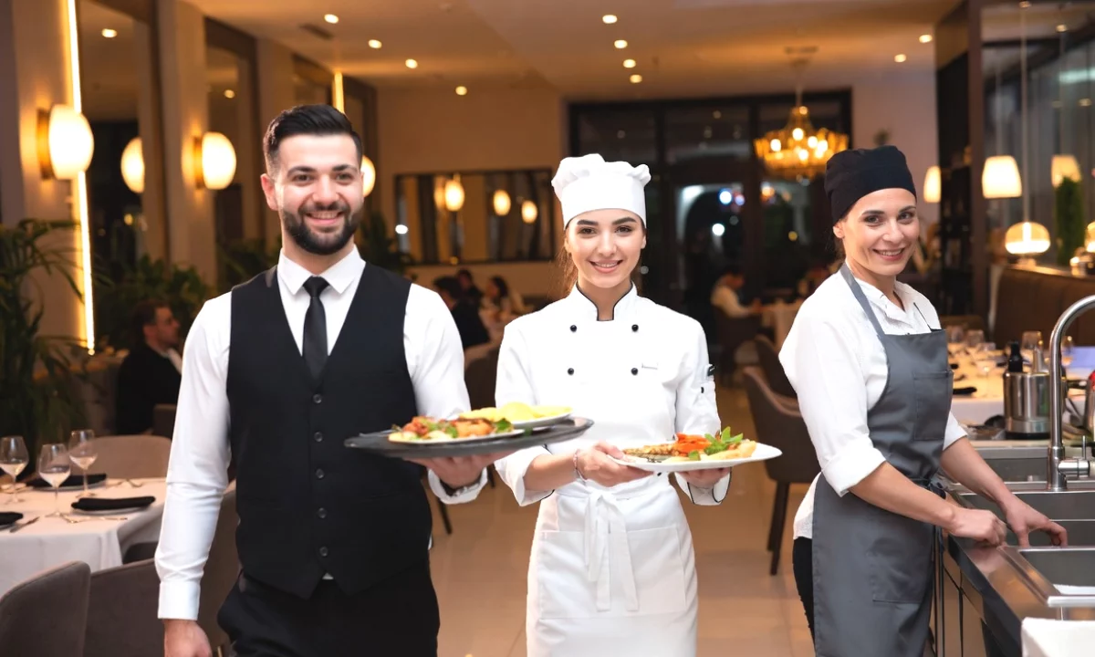 Njoftime Pune ne Tirane, Profesioni Bartender, Kamarier/e, Pjatalarese, Valet Parking, Kuzhinier , Me eksperience, Pagesa Me Marreveshje.