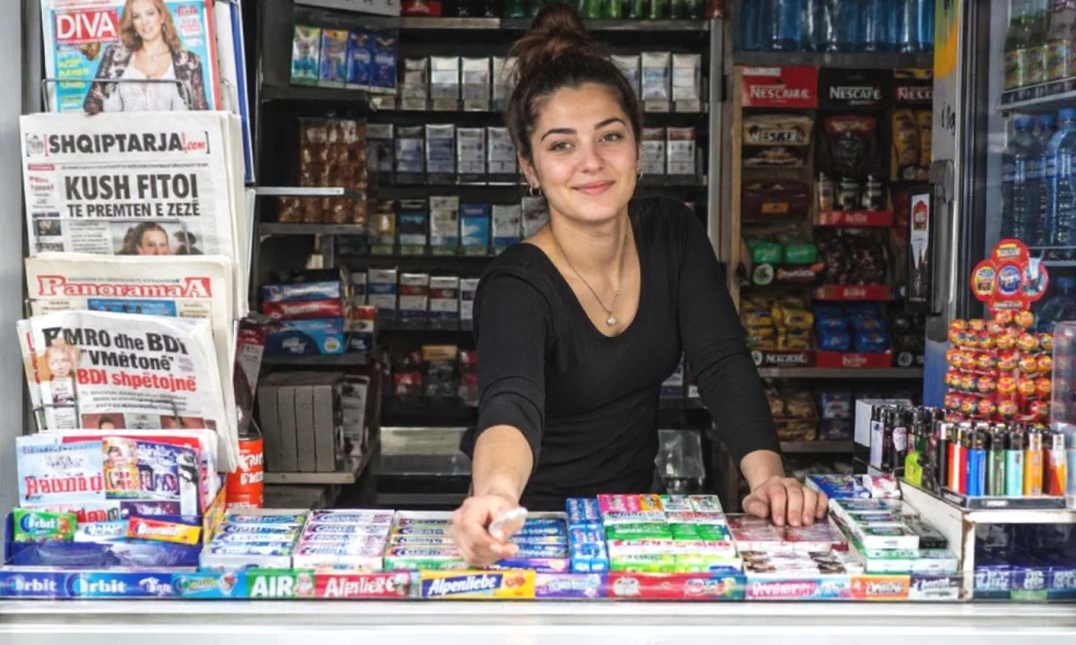 Njoftime Pune ne Tirane, Profesioni Shitese (f) , Pa Eksperience, Pagesa Me Marreveshje.