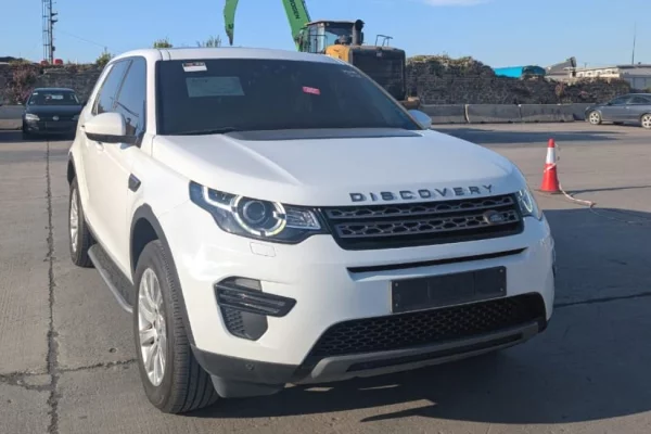  Makine me qera Land Rover Discovery Sport duke filluar 75 euro
