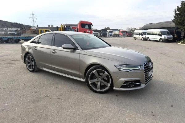 Makina ne shitje ne Tirane, Audi, 2016 Diesel,Kambio Automatik Pagesa 17,000  Euro.