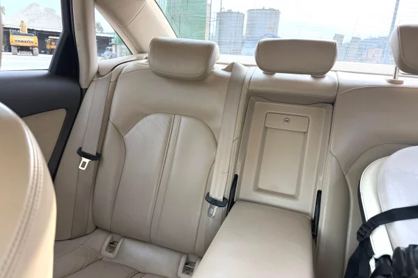 Makina ne shitje ne Tirane, Audi, 2016 Diesel,Kambio Automatik Pagesa 17,000  Euro.