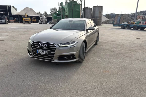 Makina ne shitje ne Tirane - 17,000 Euro