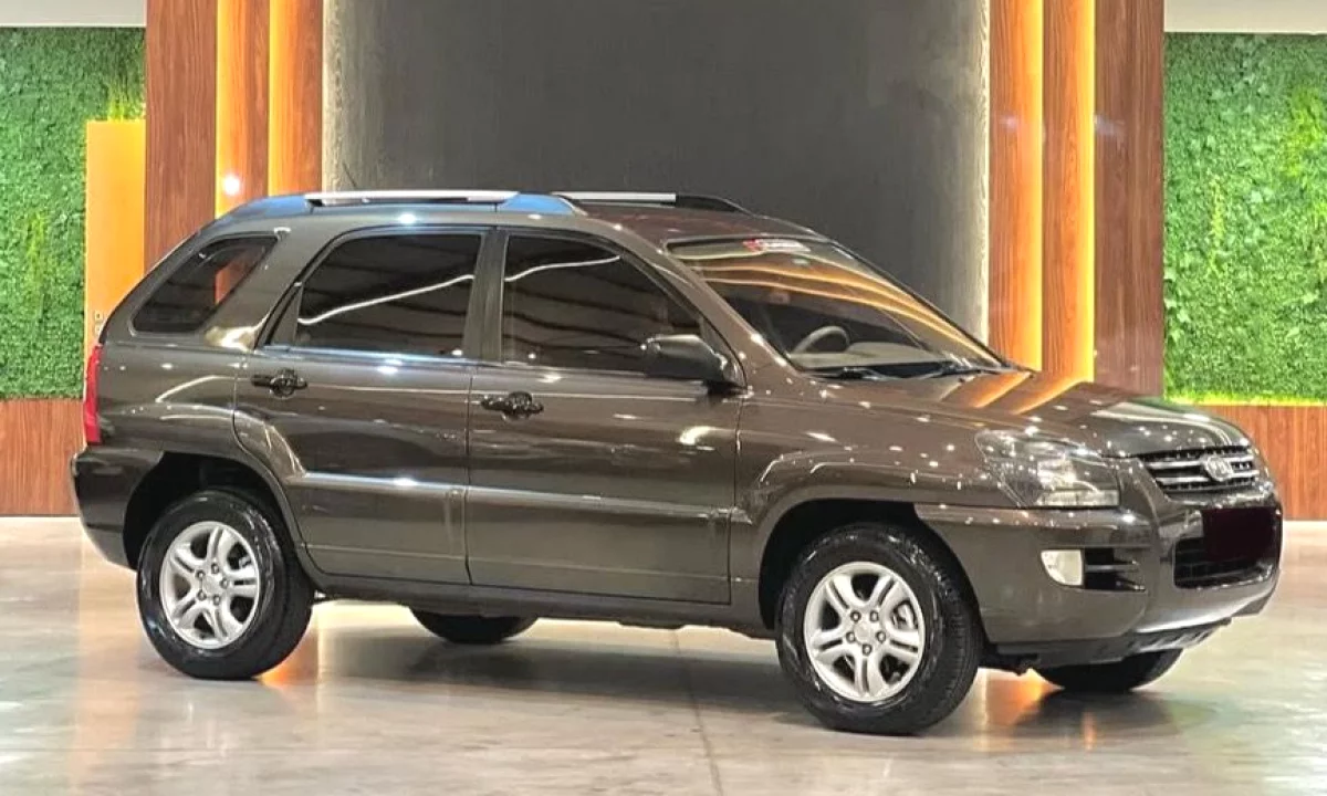 Kia Sportage 4x4 Me Qera | Udheto me Stil dhe Fuqi