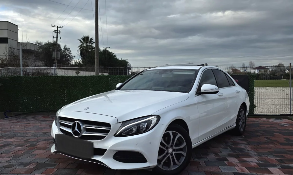 Makine me qera ne Rinas Tirane Mercedes C-Class Me Qera | duke filluar nga 50 euro dita
