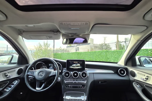 Noleggio Auto a Tirana - 50 Euro