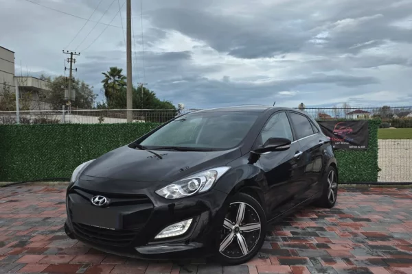 Noleggio Auto a Tirana - 25 Euro