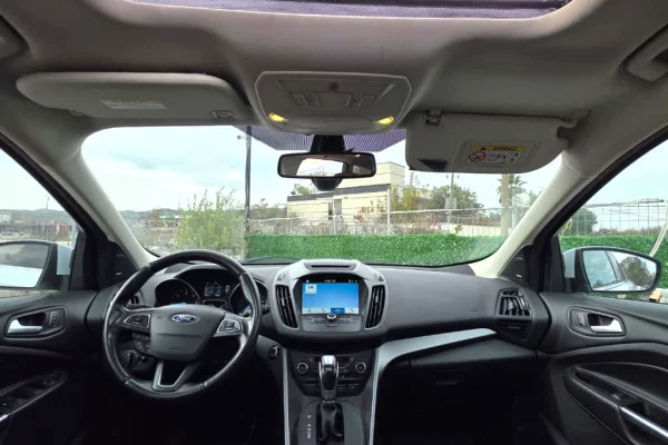 Makina me qera ne Tirane - 45 Euro