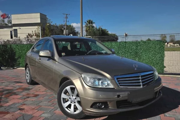 Makina me qera ne Tirane - 30 Euro