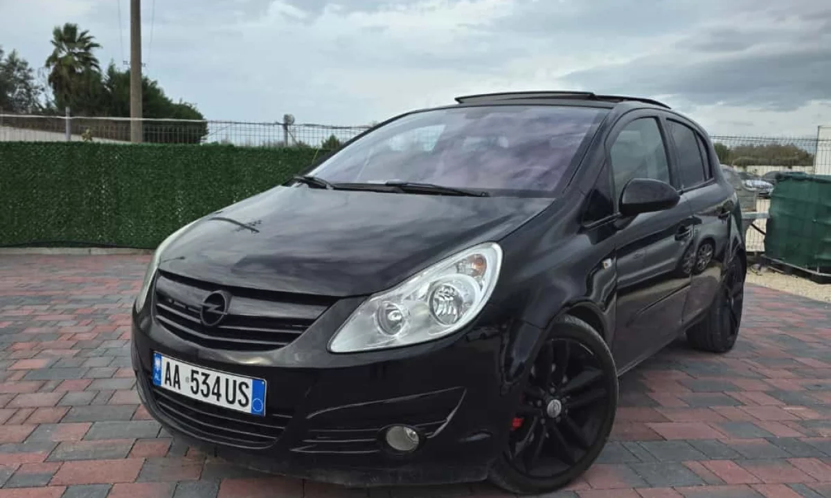 Makine me qera ne Rinas Tirane - Opel Corsa duke filluar nga 20 euro dita
