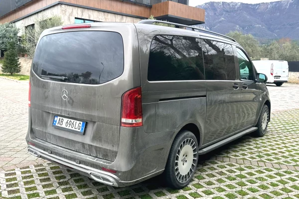 Makina me qera ne Tirane - 100 Euro