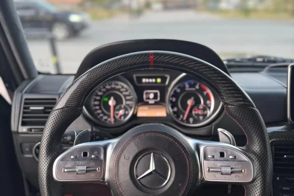 Mercedes G63 Fabrike me Qera | Eksperience Premium