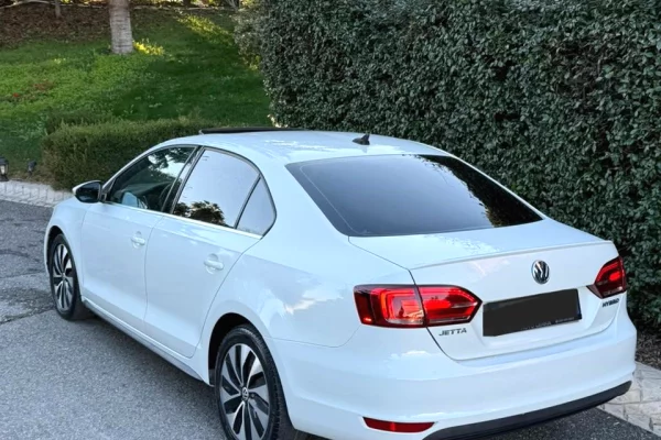 Makina me qera ne Tirane - 30 Euro