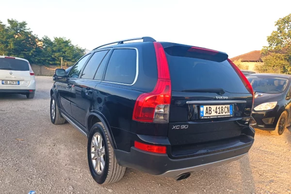 Makine me qera ne Rinas Tirane - Volvo xc90 diesel 7 vende 45 euro dita