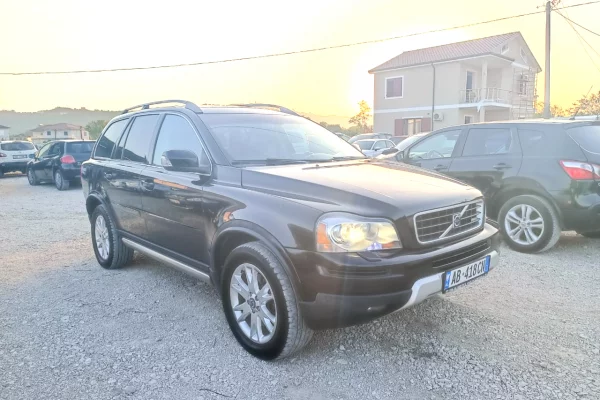 Makine me qera ne Rinas Tirane - Volvo xc90 diesel 7 vende 45 euro dita