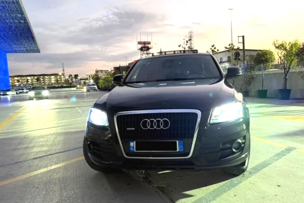 Makine me qera ne Rinas Tirane - Audi Q5 diesel automatike nisur nga 50 euro dita