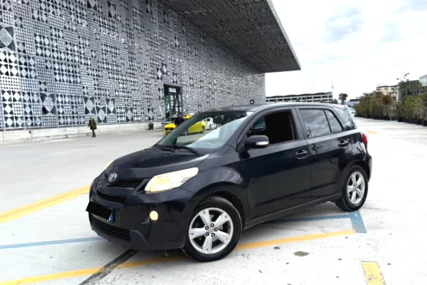 Makina me qera ne Tirane - 25 Euro