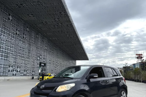 Makine me qera ne Rinas Tirane - Toyota nafte nisur nga 25 euro dita