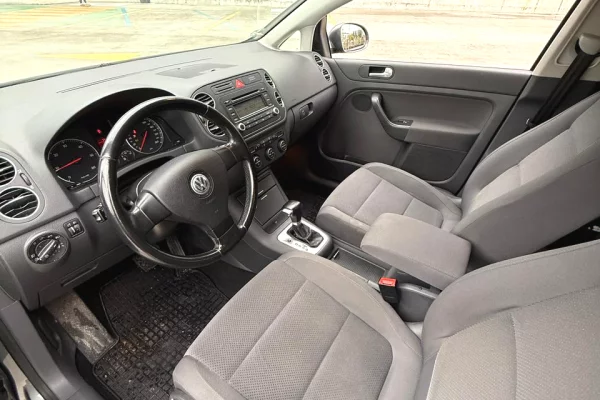 Noleggio Auto a Tirana - 22 Euro