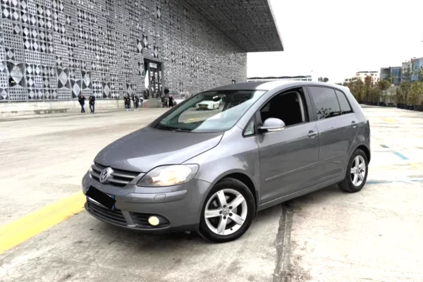 Noleggio Auto a Tirana - 22 Euro