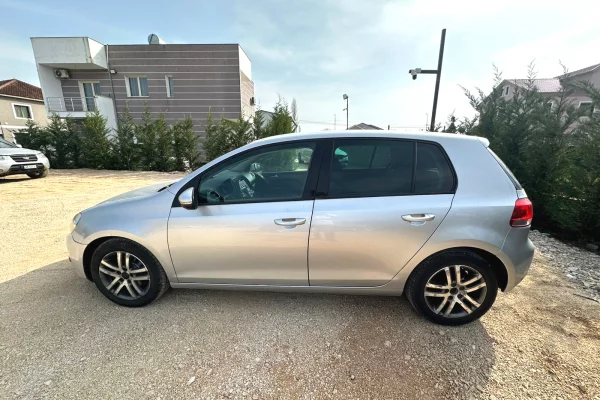 Makina me qera ne Tirane - 35 Euro