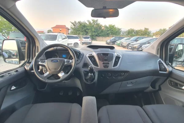 Ford Custom 9 vende Manual Diesel – 2015 duke filluar nga 70 euro dita