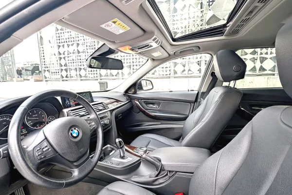 BMW 3 Series – Automat | 2.0 Dieselduke filluar nga 35 euro dita