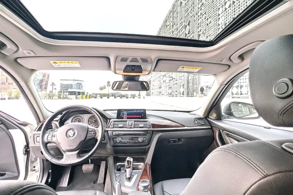 BMW 3 Series – Automat | 2.0 Dieselduke filluar nga 35 euro dita