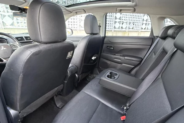 Makina me qera ne Tirane - 35 Euro