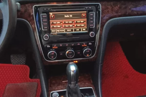 Volkswagen Passat – 2.0 Nafte | Automat duke filluar nga 30 euro dita