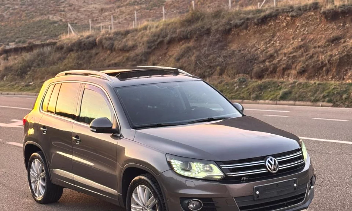 Volkswagen Tiguan – 2.0 Nafte | Automat duke filluar nga 35 euro dita