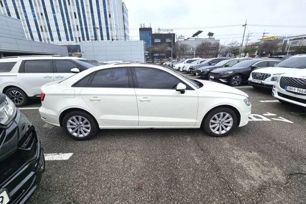 Audi A3 Automat duke fillar nga 30 euro dita