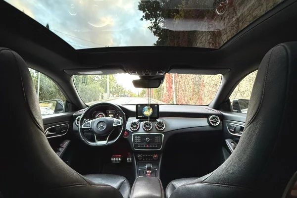 Makine me qera ne Rinas Tirane - Mercedes-Benz CLA 45 AMG  duke filluar nga 150 euro dita