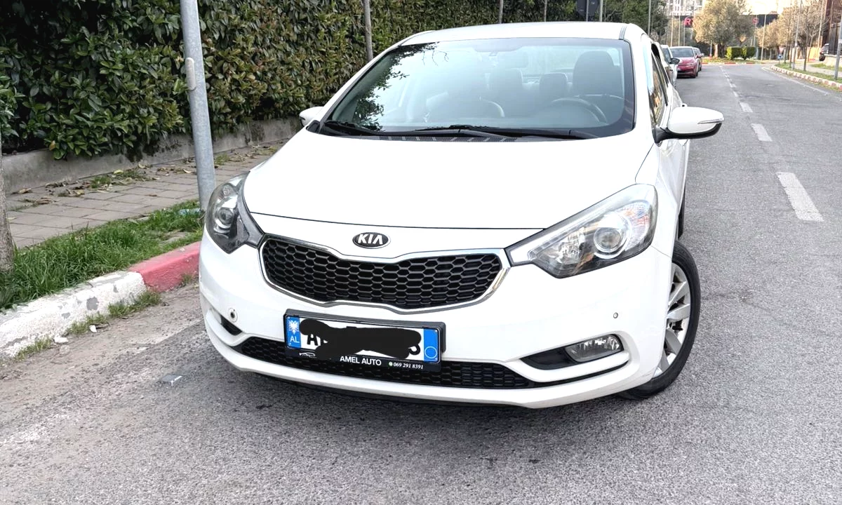 🚘 Kia K3 – 1.6 Benzine | Automatike duke filluar nga 40 euro dita