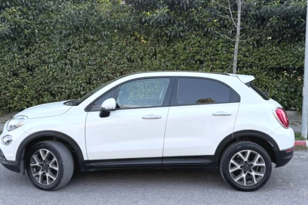 Makina me qera ne Tirane - 45 Euro