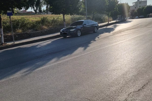 🚘 BMW 5 Series – 2.0 Benzine | Automatike | xDrive duke filluar nga 50 euro dita