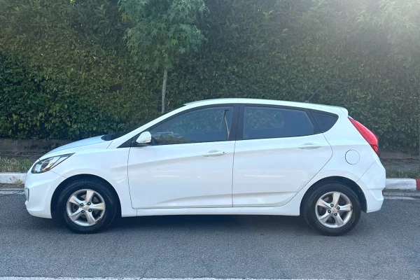 Makina me qera ne Tirane - 30 Euro