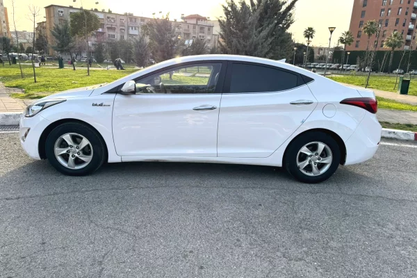 🚘 Hyundai Avante – 1.6 Benzine | Automatike duke filluar nga 30 euro dita