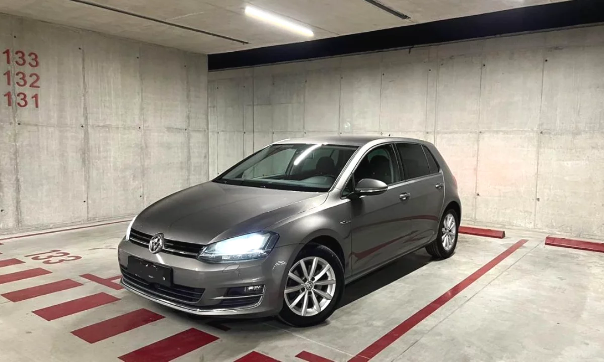 🚘 Makina me qera ne Rinas Tirane – Volkswagen Golf 7 2.0 Diesel | duke filluar nga 40 euro dita