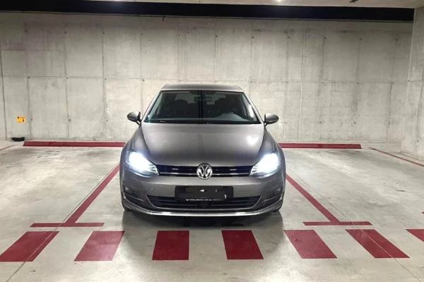 🚘 Makina me qera ne Rinas Tirane – Volkswagen Golf 7 2.0 Diesel | duke filluar nga 40 euro dita