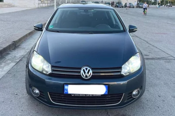  Makina me qera ne Rinas Tirane – Volkswagen Golf 6 2.0 Diesel | duke filluar nga 30 euro dita