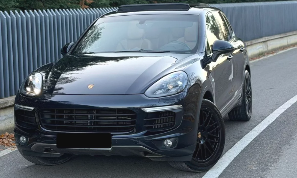  Makina me qera ne Rinas Tirane – Porsche Cayenne 3.0 Diesel | duke filluar nga 150 euro dita