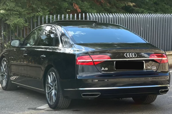 Makina me qera ne Tirane - 100 Euro