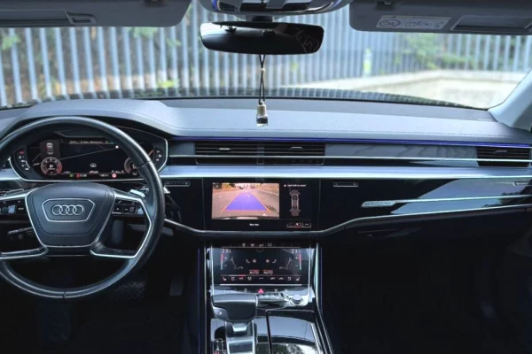 Makina me qera ne Tirane - 210 Euro