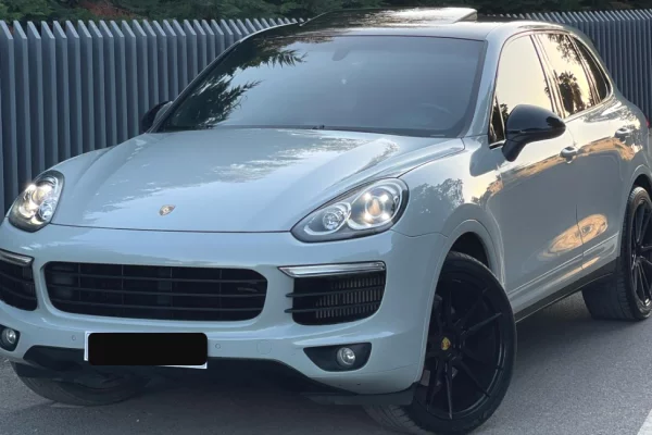 Makina me qera ne Tirane - 150 Euro