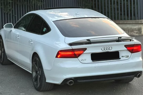 Makina me qera ne Tirane - 80 Euro