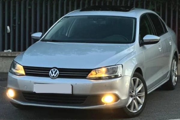 Makina me qera ne Tirane - 35 Euro